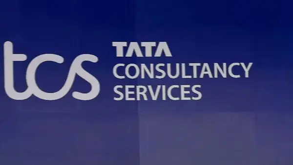 AI automation leads to layoffs in TCS office, symbolising India’s changing IT job landscape.